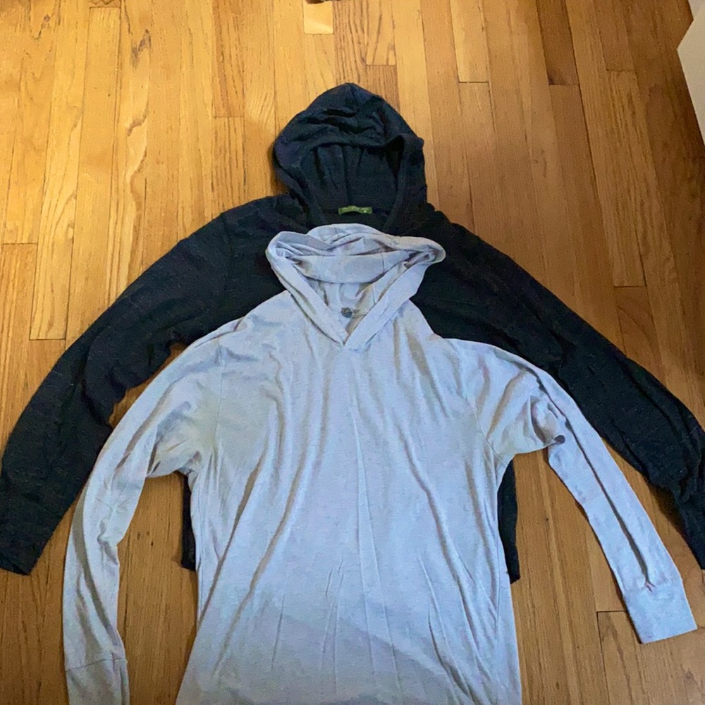 Lot of 2 lightweight hooded shirts